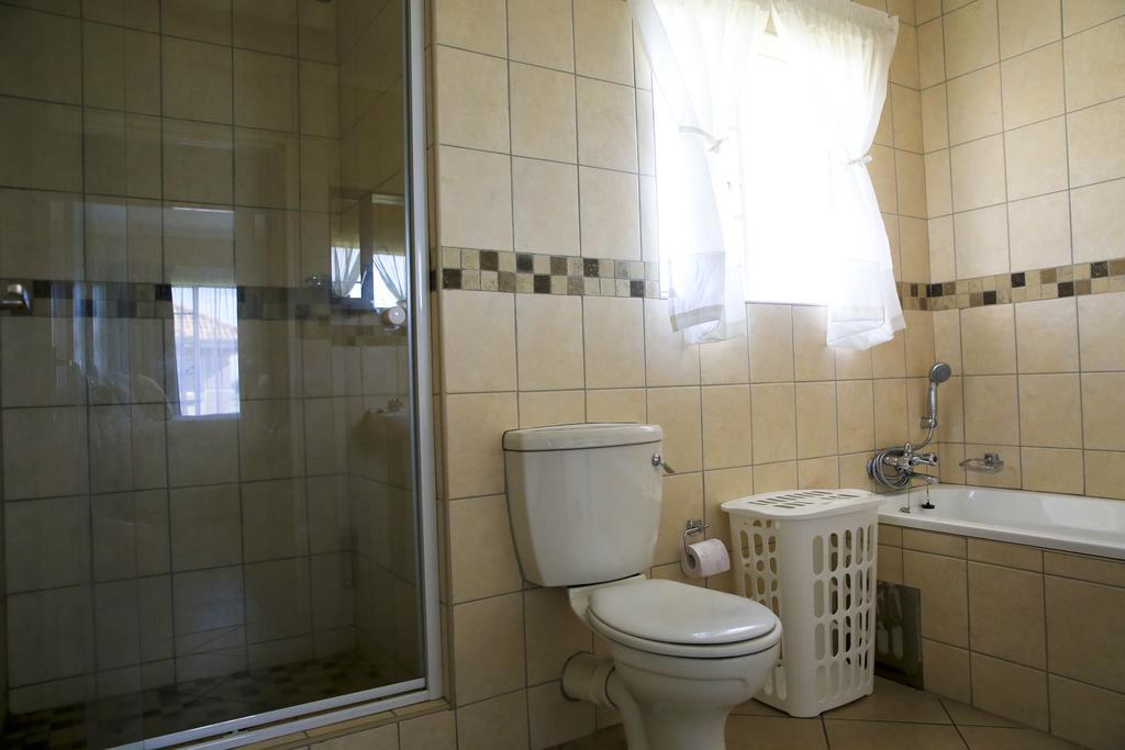African Eagle Apartments Witfield ภายนอก รูปภาพ