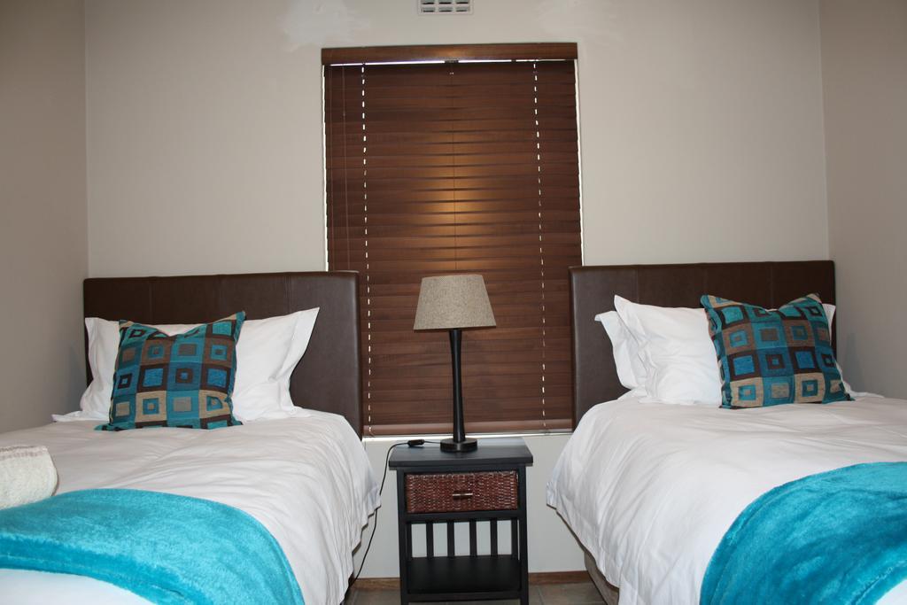 African Eagle Apartments Witfield ภายนอก รูปภาพ