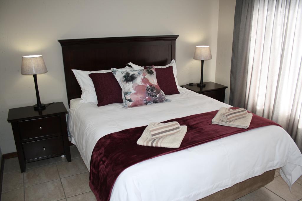 African Eagle Apartments Witfield ภายนอก รูปภาพ